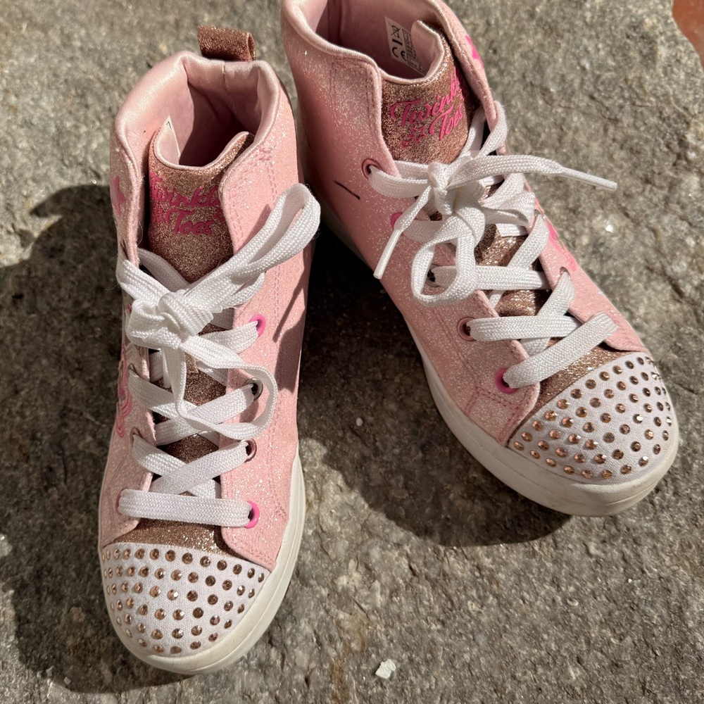 Girls high tops sneakers pink and white size 3